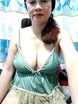 Snapshot of Opnahaba chatting on June 8, 2026, 3:56 pm Opnahaba online show from June 8, 2026, 3:56 pm