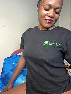 Kikie23 online show from May 20, 2026, 3:02 am