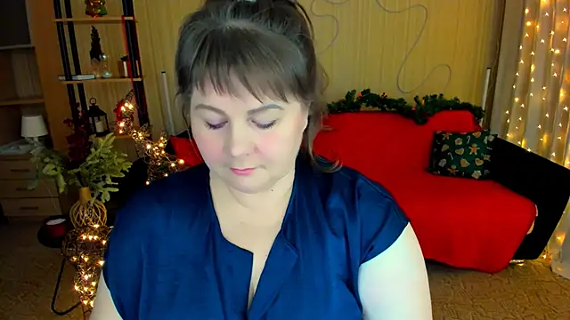 CrystaalStaar online show from December 19, 2025, 7:21 pm