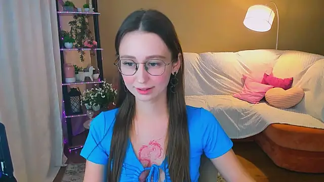 Snapshot of YourLovellyStory chatting on September 12, 2025, 6:30 pm YourLovellyStory online show from September 12, 2025, 6:30 pm