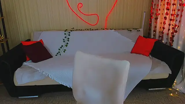 YourLovellyStory online show from March 14, 2026, 11:59 am