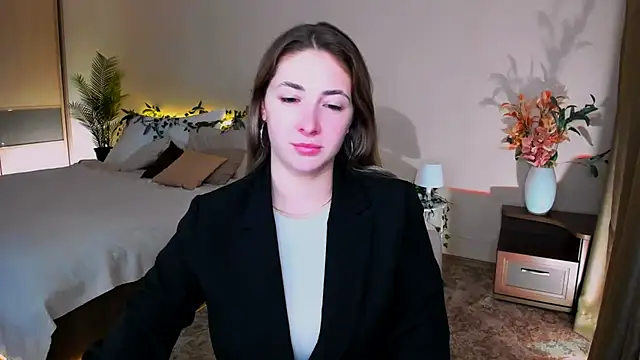 SensitiveSooul online show from September 15, 2025, 8:09 pm