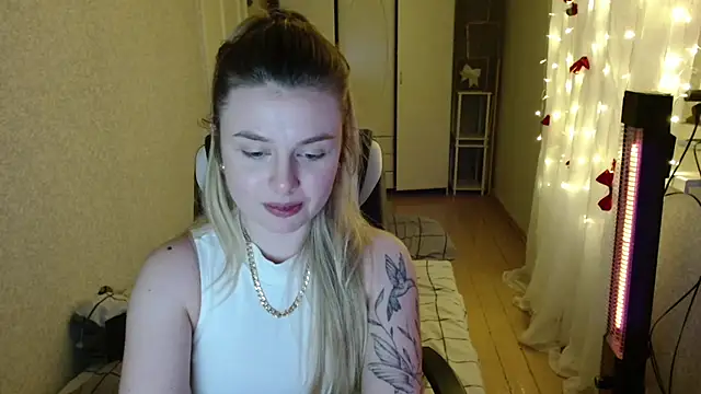 AngelicaHollywood online show from December 16, 2025, 8:14 pm