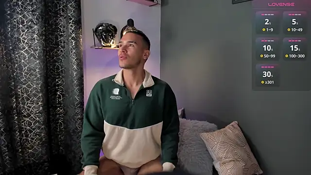 MarkSantozz online show from September 20, 2025, 6:31 pm