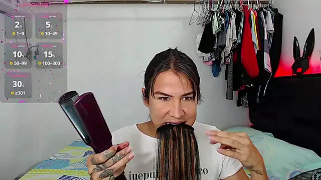 Azley sweet online show from June 30, 2026, 1:01 pm