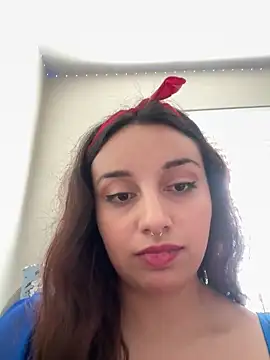 CharmingMaddie online show from April 28, 2026, 5:40 pm