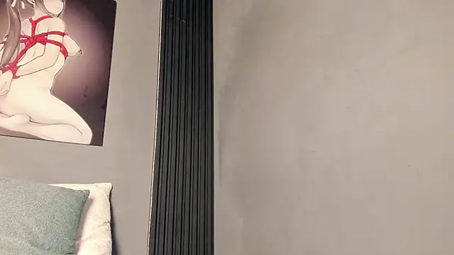 Violett Salvatore online show from July 29, 2026, 4:27 pm