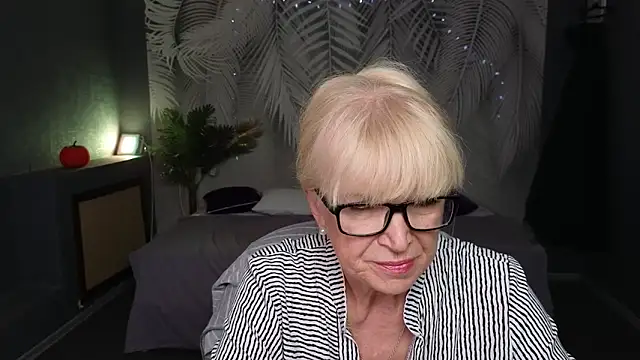 Sabina Ros online show from September 27, 2025, 7:13 am