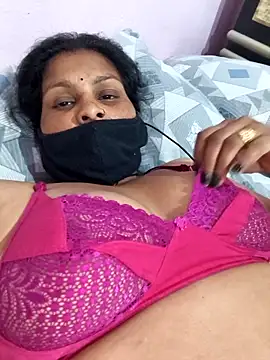 Love-pari077 online show from March 3, 2026, 3:40 pm