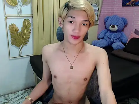 Snapshot of fuckerfriendsxx chatting on May 19, 2026, 8:42 am fuckerfriendsxx online show from May 19, 2026, 8:42 am