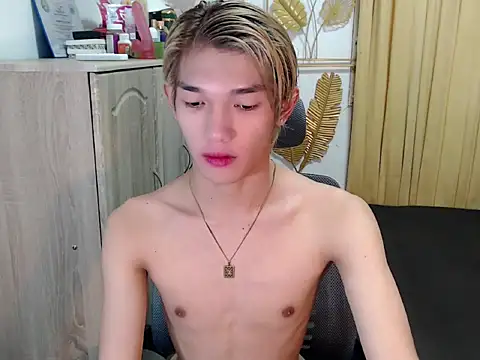Snapshot of fuckerfriendsxx chatting on June 10, 2026, 7:07 am fuckerfriendsxx online show from June 10, 2026, 7:07 am