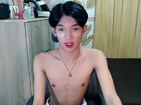 Snapshot of fuckerfriendsxx chatting on July 8, 2026, 11:26 am fuckerfriendsxx online show from July 8, 2026, 11:26 am
