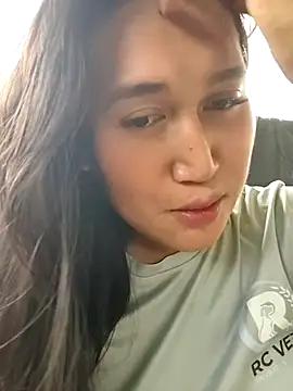 Snapshot of Romantic_Sabrina chatting on November 4, 2025, 1:38 am Romantic Sabrina online show from November 4, 2025, 1:38 am