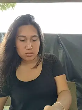 Snapshot of Romantic_Sabrina chatting on November 15, 2025, 1:25 am Romantic Sabrina online show from November 15, 2025, 1:25 am