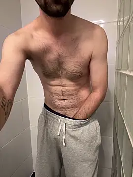 Snapshot of Frankieyyy1 chatting on November 23, 2025, 3:50 am Frankieyyy1 online show from November 23, 2025, 3:50 am