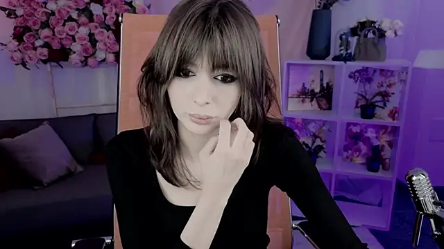 Snapshot of CrystallBloom chatting on February 23, 2026, 1:08 pm CrystallBloom online show from February 23, 2026, 1:08 pm