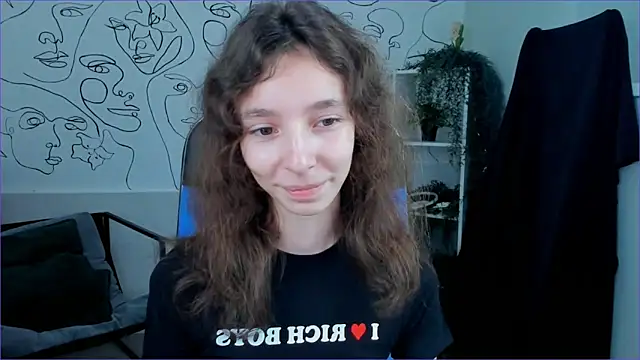 Snapshot of EmmanuellBrown chatting on September 29, 2025, 12:21 pm EmmanuellBrown online show from September 29, 2025, 12:21 pm