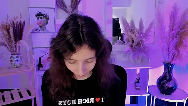 Snapshot of EmmanuellBrown chatting on September 30, 2025, 12:10 pm EmmanuellBrown online show from September 30, 2025, 12:10 pm