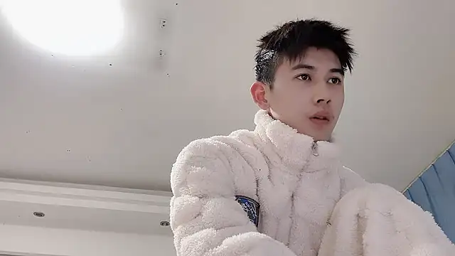 xiaojie2563 online show from January 15, 2026, 1:16 pm