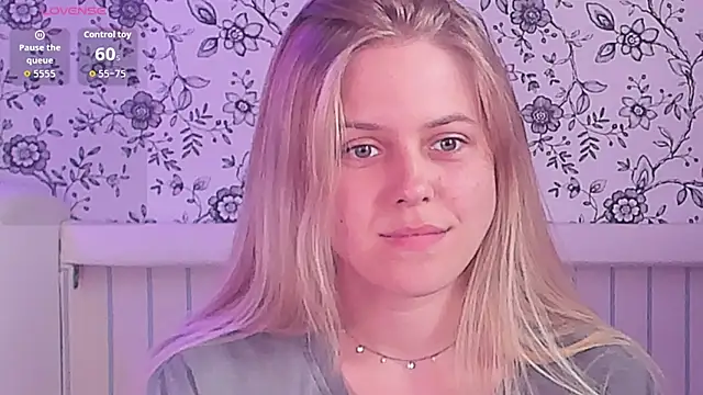 AngelAnty online show from July 20, 2026, 1:13 pm