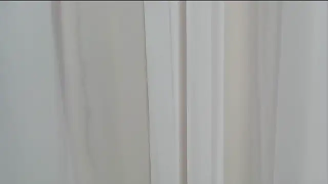 Snapshot of angelainparis28 chatting on September 15, 2025, 6:46 am angelainparis28 online show from September 15, 2025, 6:46 am