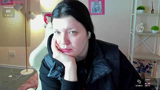 Michele Greenn online show from September 10, 2025, 1:05 am