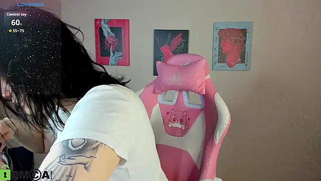 Michele Greenn online show from October 4, 2025, 1:03 am