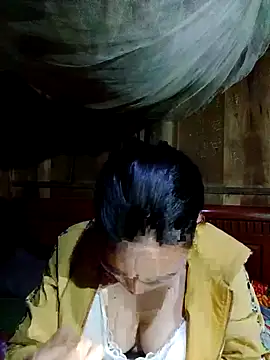 Snapshot of cicnci chatting on November 14, 2025, 9:57 pm cicnci online show from November 14, 2025, 9:57 pm