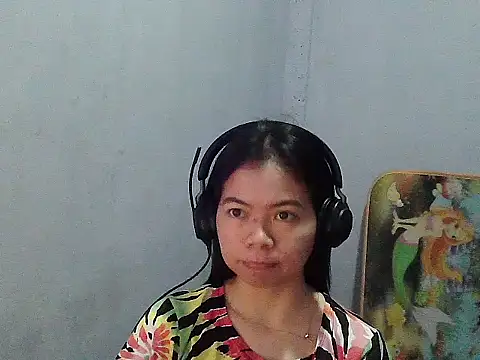 SweetSexyTrixie online show from May 6, 2026, 8:25 pm