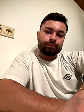 Snapshot of irimiea1729 chatting on October 7, 2025, 12:41 am irimiea1729 online show from October 7, 2025, 12:41 am