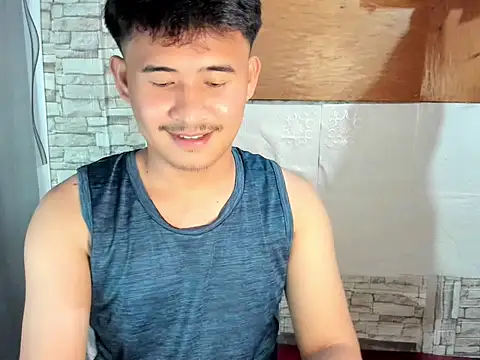 Snapshot of Adim-pinoy146 chatting on May 4, 2026, 10:22 am Adim-pinoy146 online show from May 4, 2026, 10:22 am