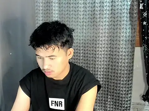 Snapshot of Adim-pinoy146 chatting on May 26, 2026, 8:21 am Adim-pinoy146 online show from May 26, 2026, 8:21 am