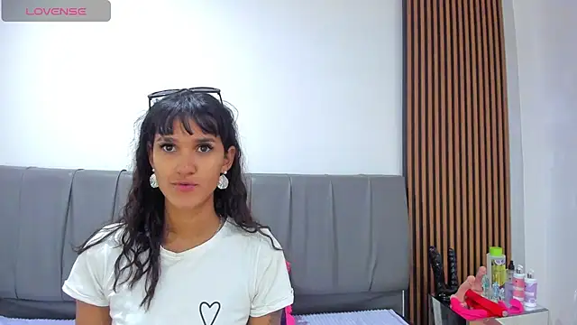 Snapshot of iisabella_noa chatting on July 21, 2026, 12:51 pm iisabella noa online show from July 21, 2026, 12:51 pm