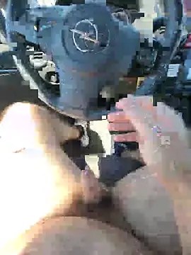Snapshot of giova17cm chatting on June 12, 2026, 1:10 pm giova17cm online show from June 12, 2026, 1:10 pm