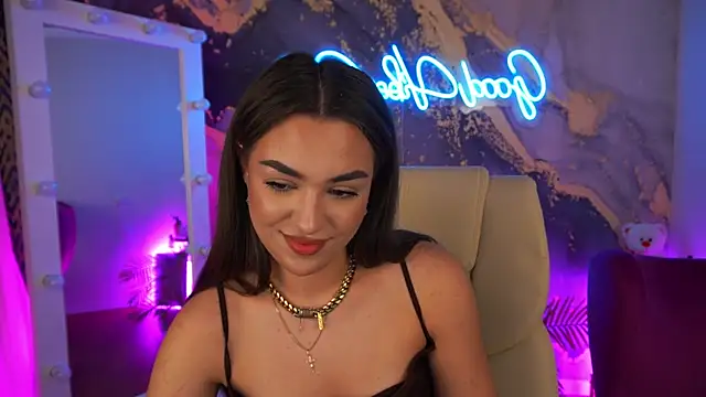 Snapshot of EricaSin chatting on July 14, 2026, 10:43 am EricaSin online show from July 14, 2026, 10:43 am