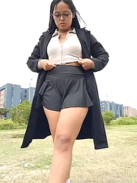 Snapshot of LunaHot_777 chatting on October 10, 2025, 6:40 pm LunaHot 777 online show from October 10, 2025, 6:40 pm