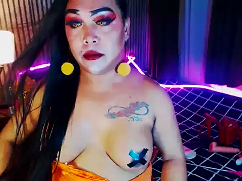 Snapshot of CumFactoryLuna chatting on June 22, 2026, 10:12 am CumFactoryLuna online show from June 22, 2026, 10:12 am