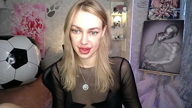 NickyAdamidi online show from July 17, 2026, 4:12 pm