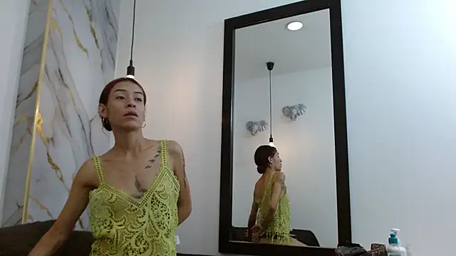 Snapshot of HannaHot_69 chatting on March 5, 2026, 11:39 am HannaHot 69 online show from March 5, 2026, 11:39 am