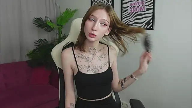 Snapshot of May_suki chatting on January 12, 2026, 8:03 pm May suki online show from January 12, 2026, 8:03 pm