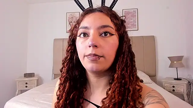 Snapshot of vane_vixen chatting on October 10, 2025, 5:12 pm vane vixen online show from October 10, 2025, 5:12 pm