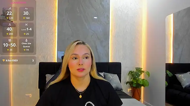 Snapshot of Emmaa_white_ chatting on June 5, 2026, 5:29 pm Emmaa white online show from June 5, 2026, 5:29 pm