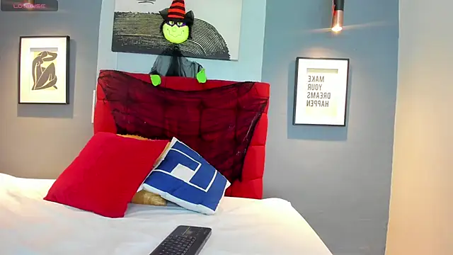 Sex samantha online show from October 13, 2025, 1:11 pm