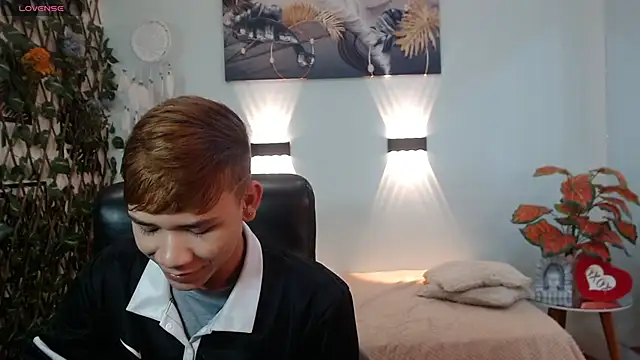 nathanclay online show from December 23, 2025, 3:26 am