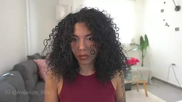 kyria 1 online show from January 9, 2026, 8:43 pm