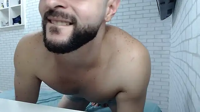 BombeiroHotx online show from July 1, 2026, 9:36 pm