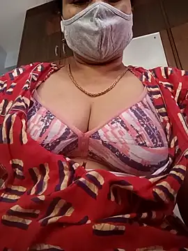 Snapshot of Tamil_Sivani chatting on September 30, 2025, 9:36 am Tamil Sivani online show from September 30, 2025, 9:36 am