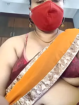 Snapshot of Tamil_Sivani chatting on June 13, 2026, 7:50 am Tamil Sivani online show from June 13, 2026, 7:50 am