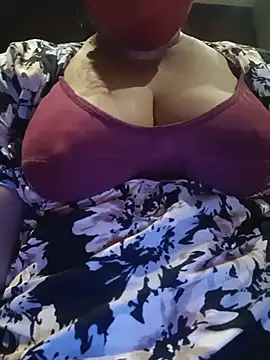 Snapshot of Tamil_Sivani chatting on July 3, 2026, 3:29 pm Tamil Sivani online show from July 3, 2026, 3:29 pm