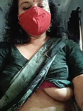 Snapshot of Tamil_Sivani chatting on July 4, 2026, 3:35 am Tamil Sivani online show from July 4, 2026, 3:35 am